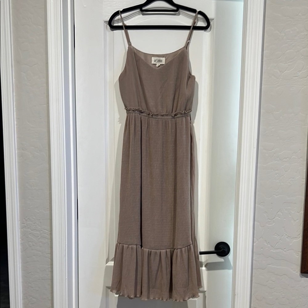 Elegant Taupe Midi Dress
